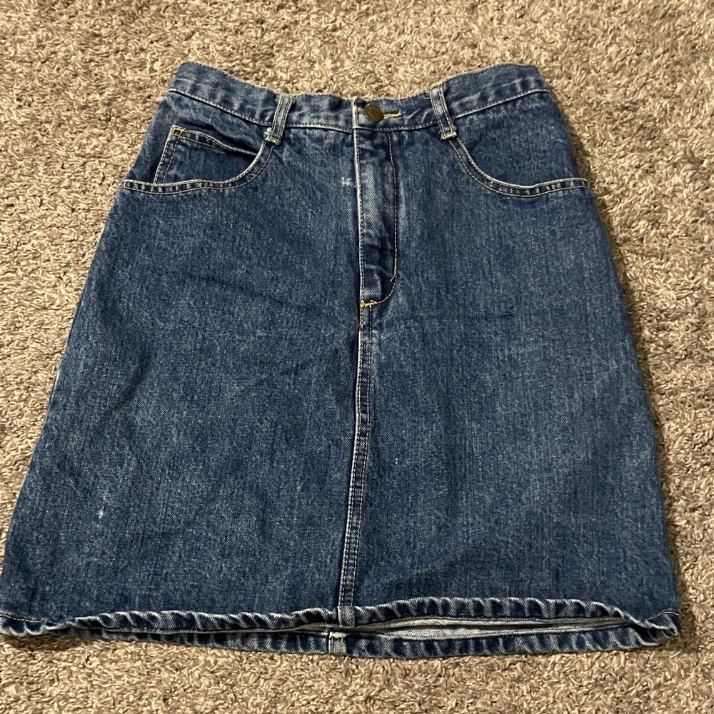 Vintage Guess by Marciano Denim Skirt size waist 28